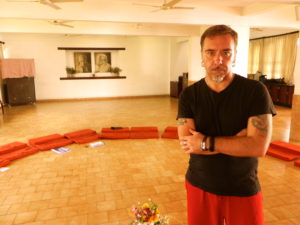 Andrea Camerini IperaCanto vibrazionale Mantra Yoga Bajan